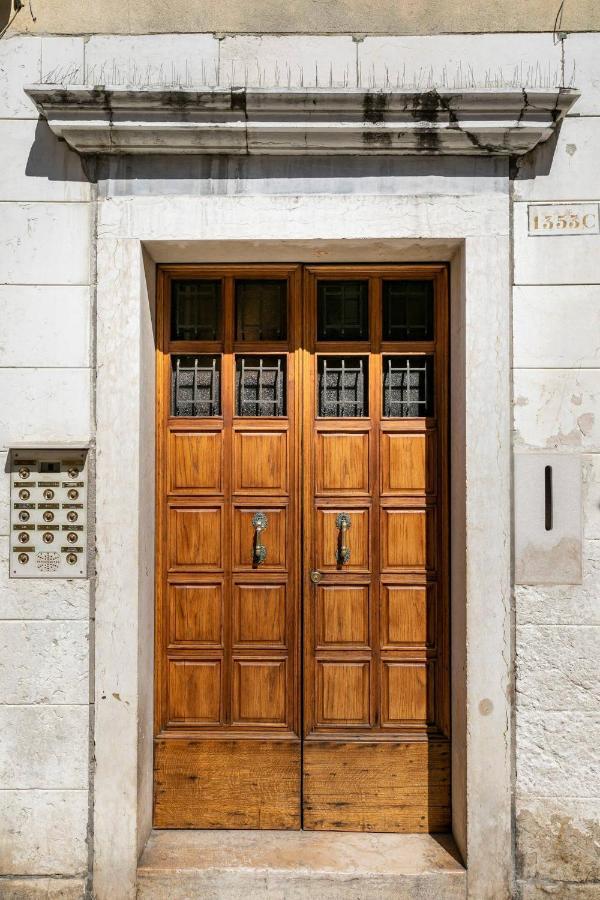 Le Mansarde Deluxe Veneza Exterior foto