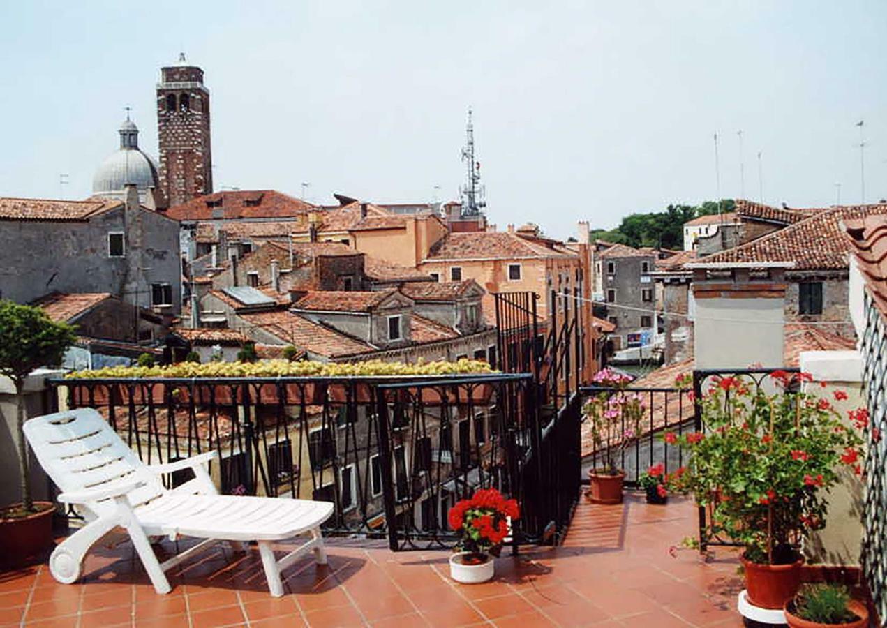 Le Mansarde Deluxe Veneza Exterior foto